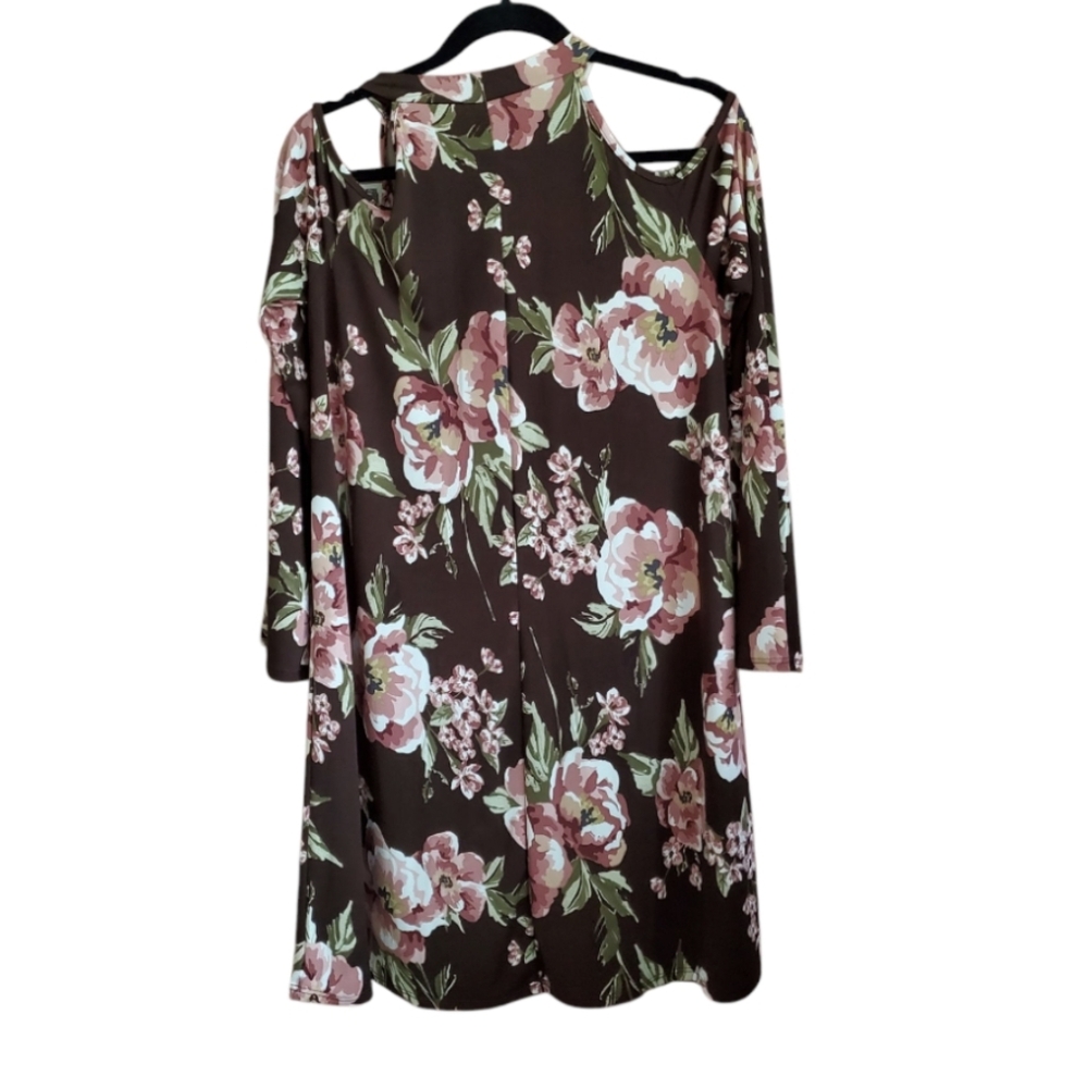 Acting Pro Pink and White Cold Shoulder Sundress